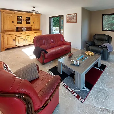 Holiday home 3 Bedroom Gorgeous In Chilhac