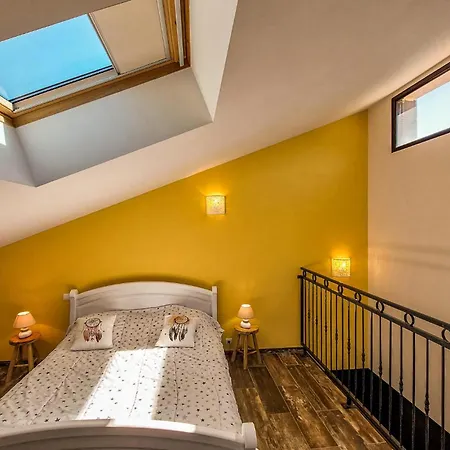 3 Bedroom Gorgeous In Chilhac