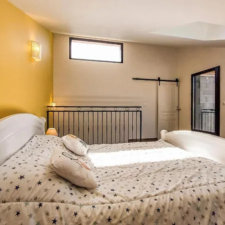 Дом отдыха 3 Bedroom Gorgeous In Chilhac